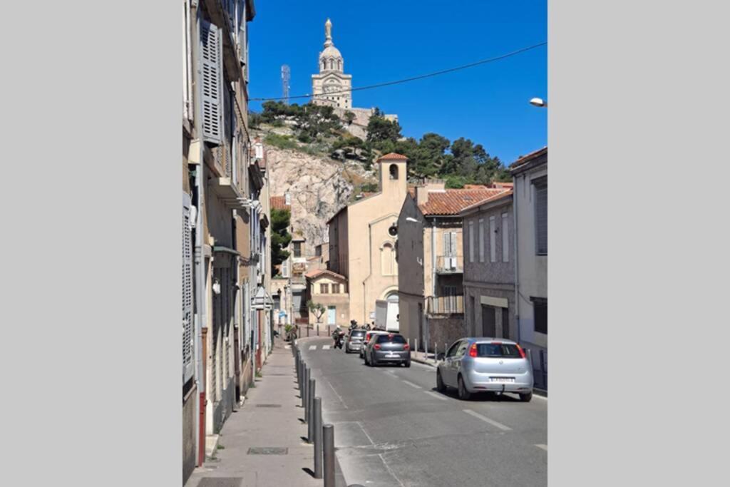 Studio A 10 Min A Pied Notre-Dame De La Garde Marseille Exterior photo